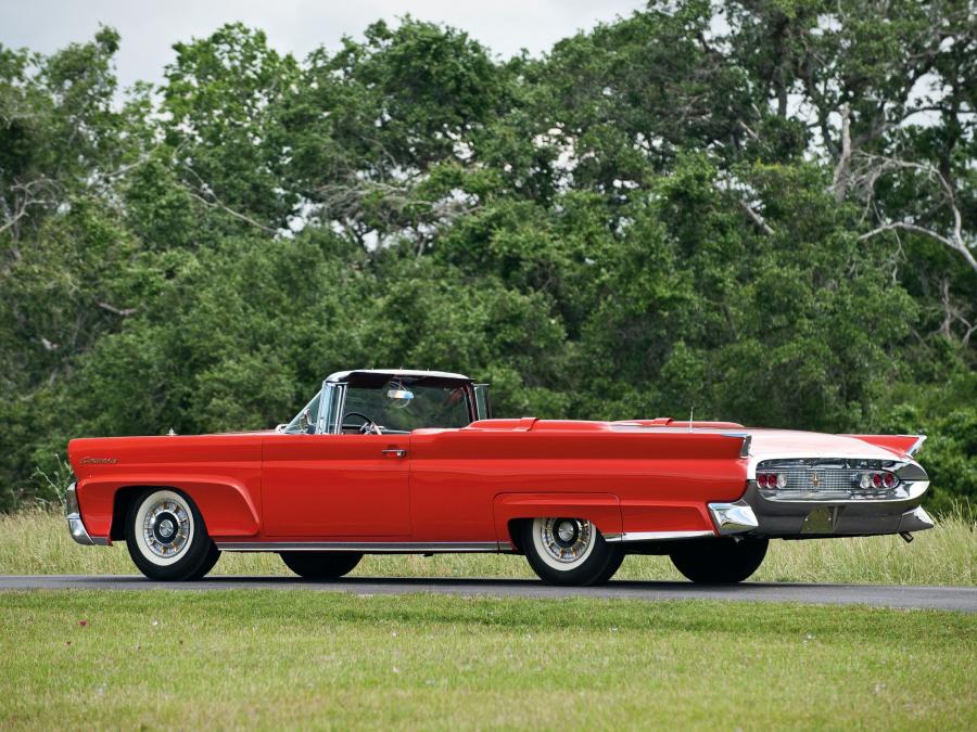  Lincoln Continental Mark III Convertible 1958 года  (фото 2 из 13)